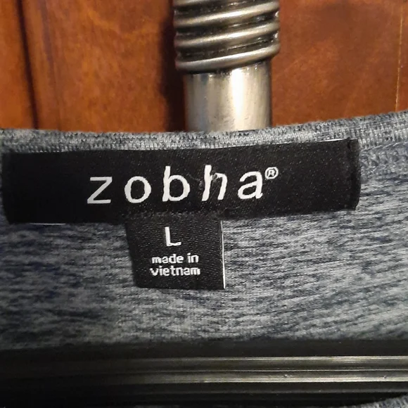 Crop Top - Picture 4 of 6